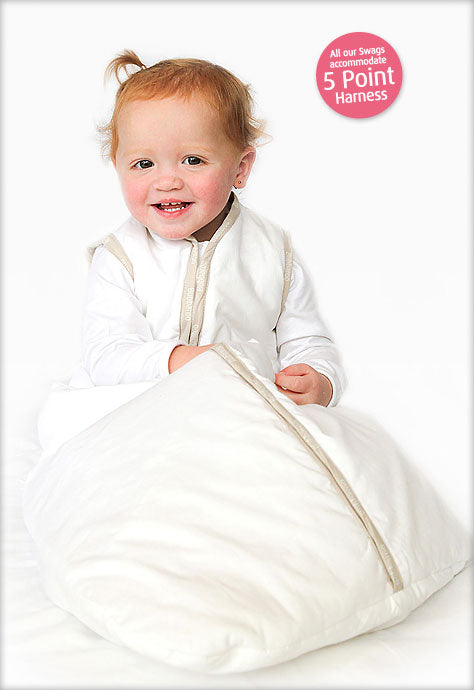 Bubbaroo Joey Swag Sleeping Bag Colour 1.0 TOG White with Stone Binding